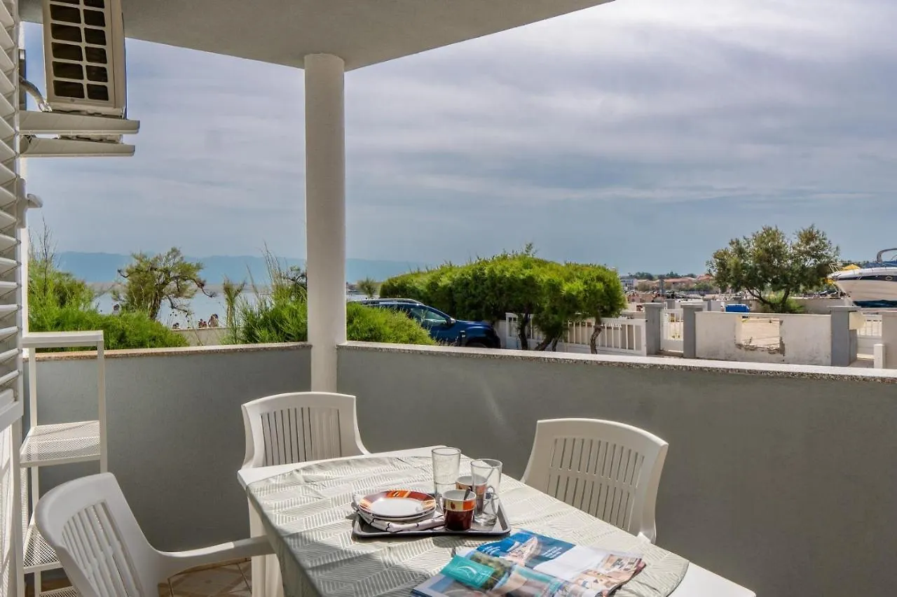 Apartments By The Sea Vir - 21555 Croatia